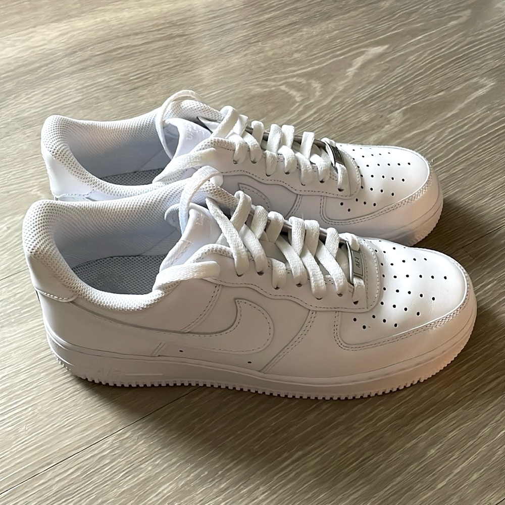 Nike Women’s Air Force 1 Shoes Size 9.5